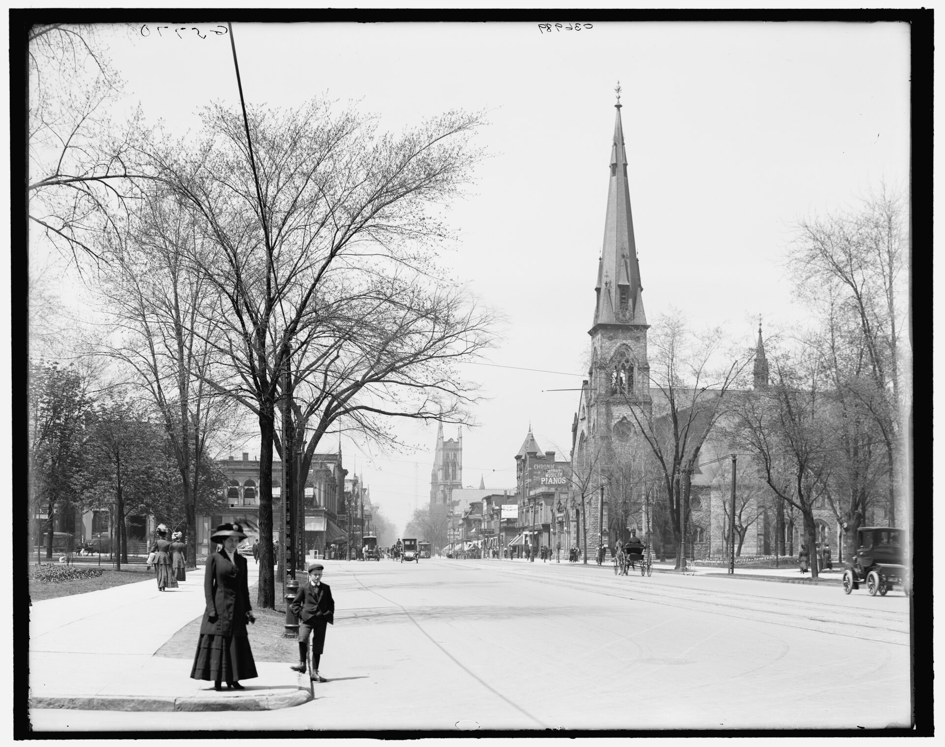 A tree-lined street in Detroit, about 1910